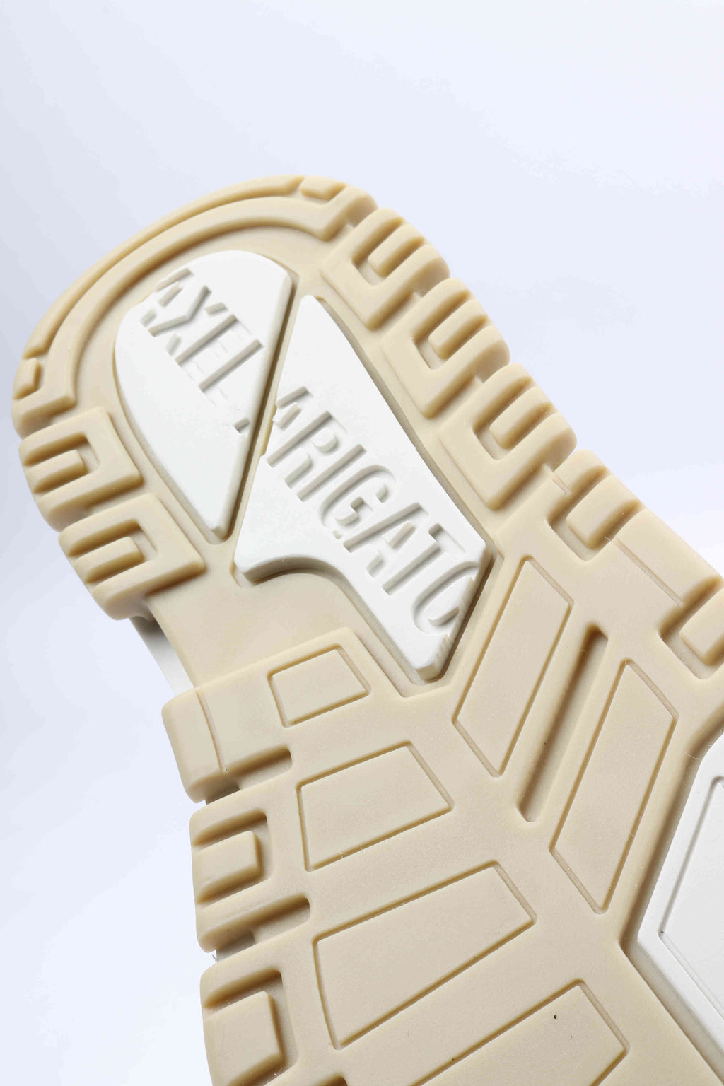 Area lo white / beige
