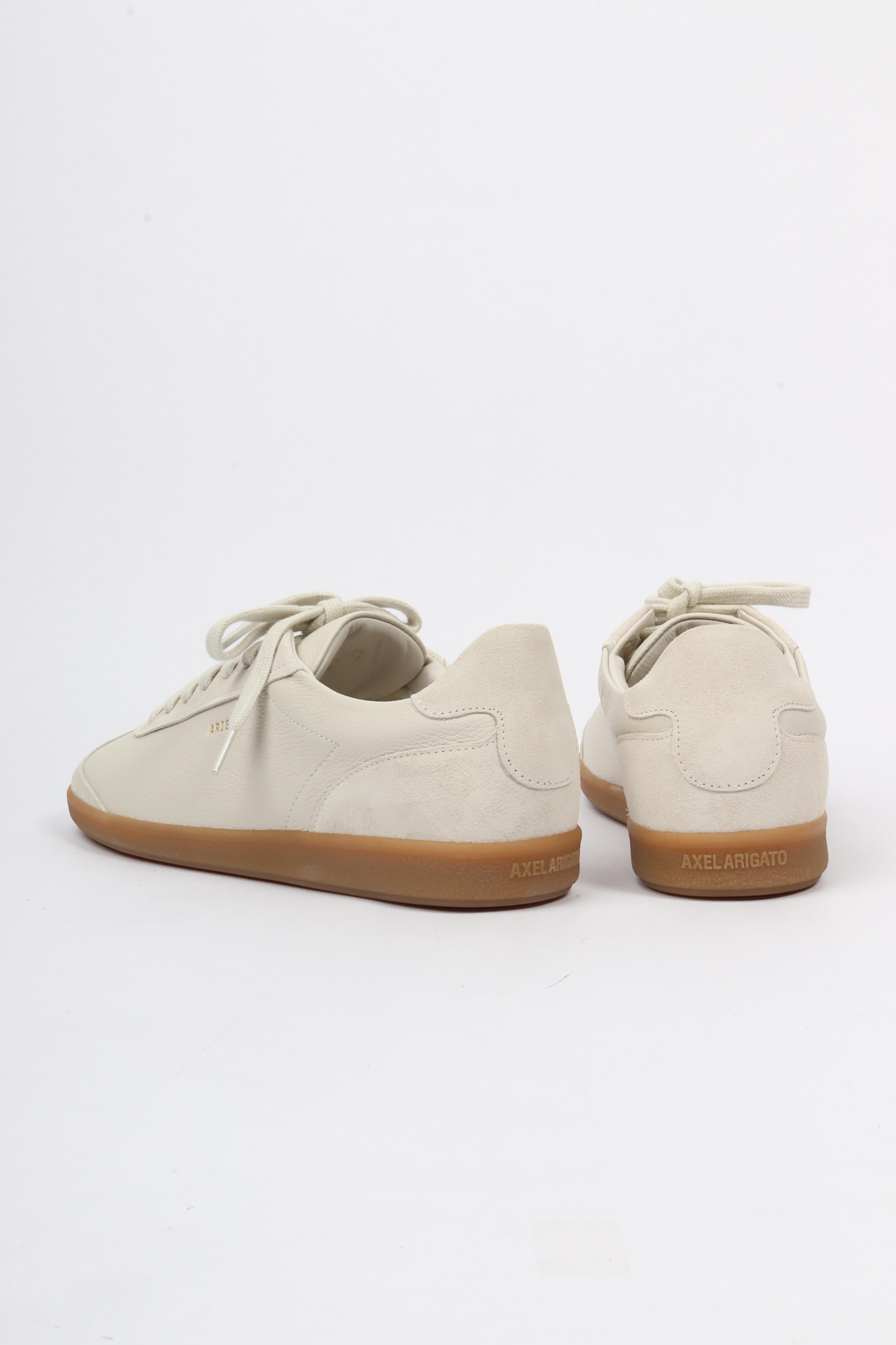 Zane off white/gum