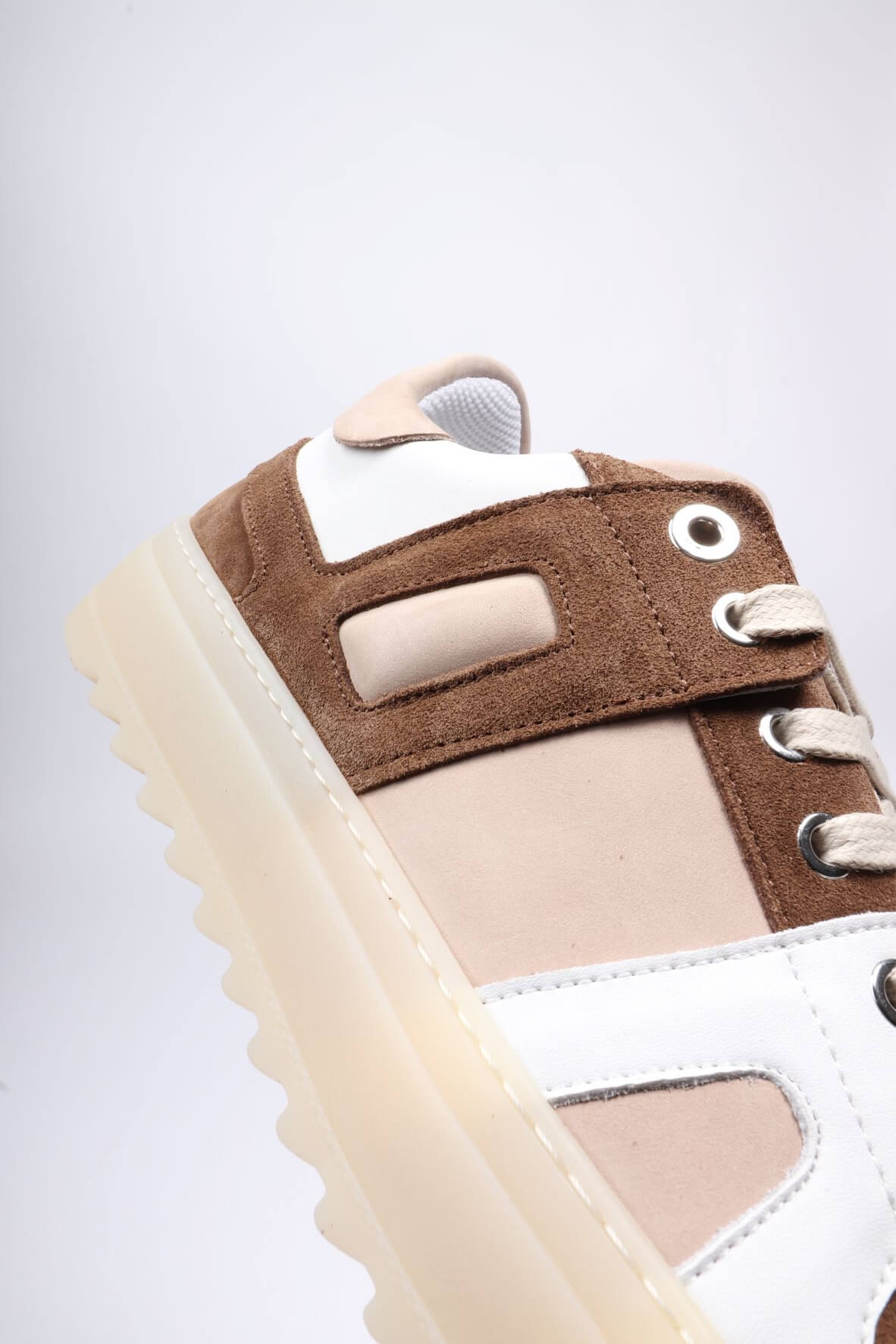 Bari - squalo brown - 9a