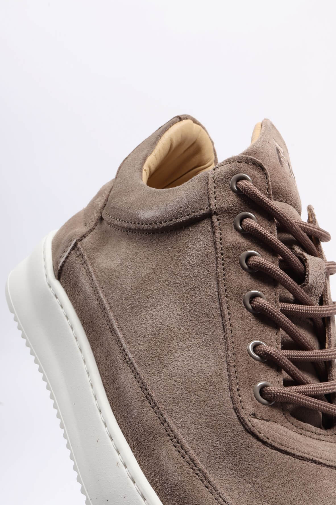 Low top suede organic earth