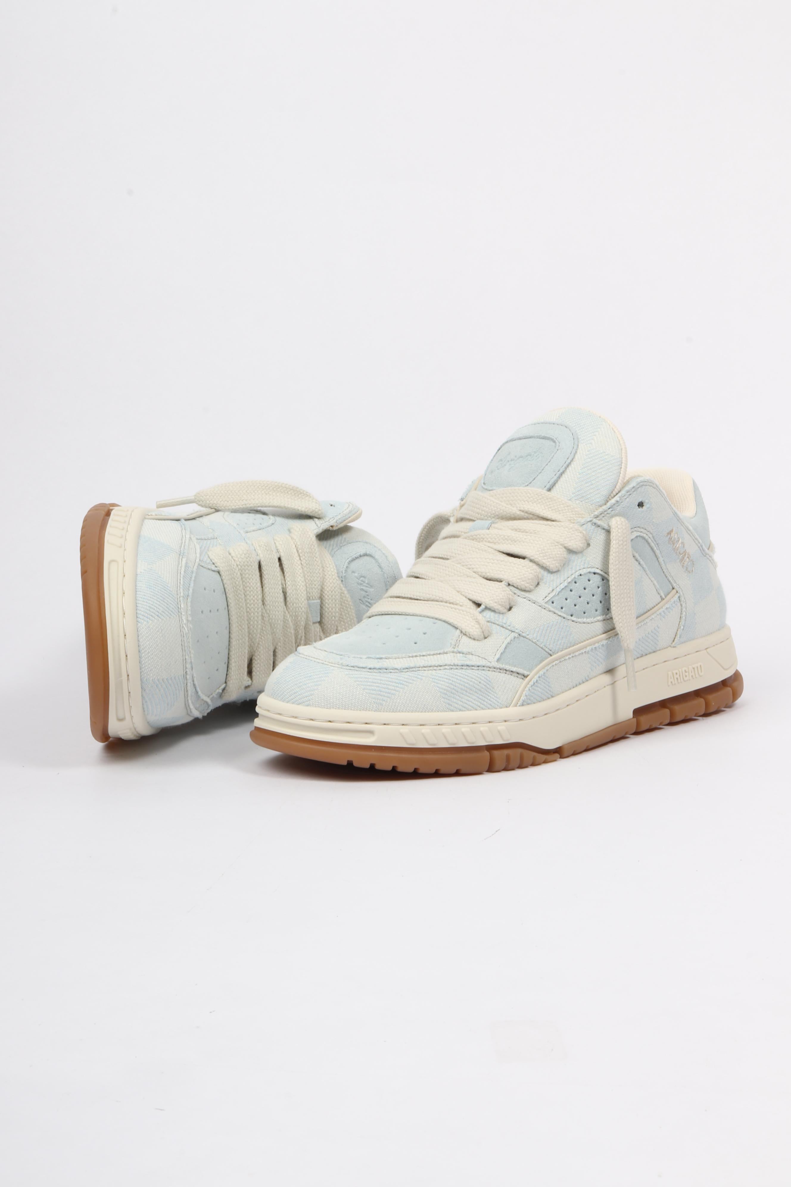 Area lo sneaker l blue / o. whi