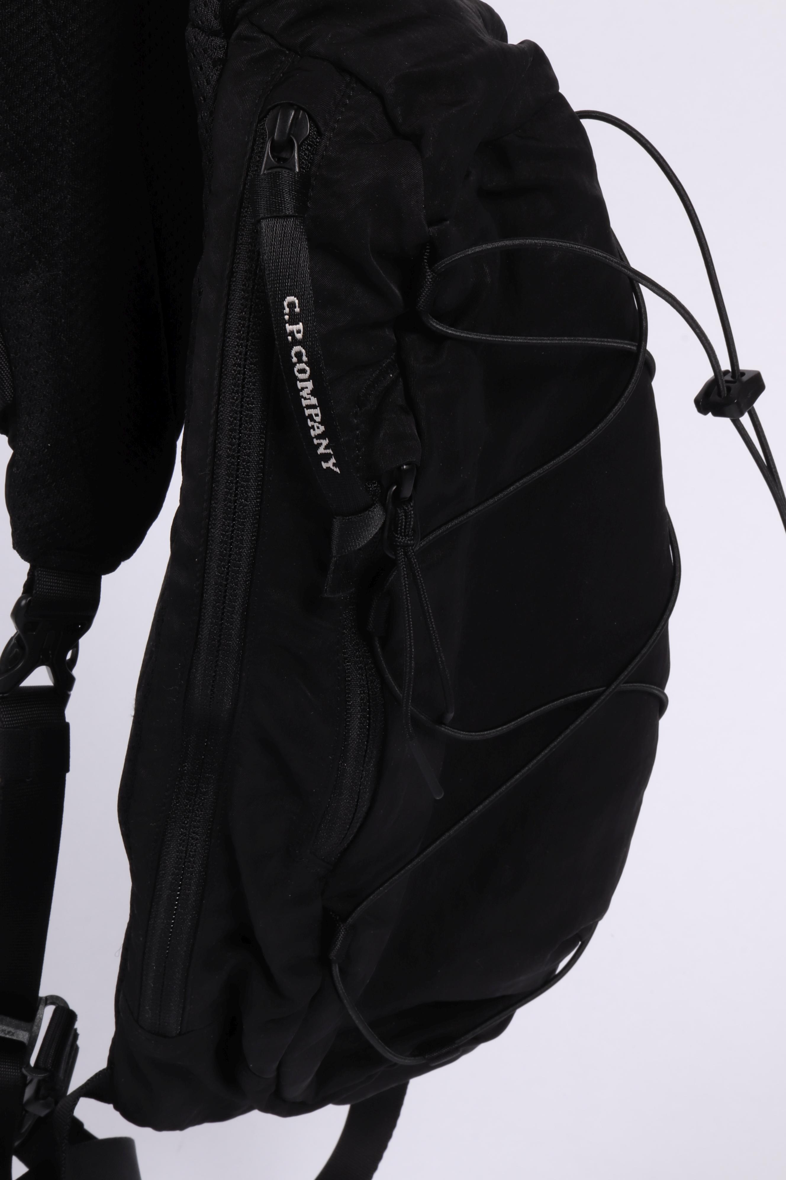 Crossbody backpac black 999