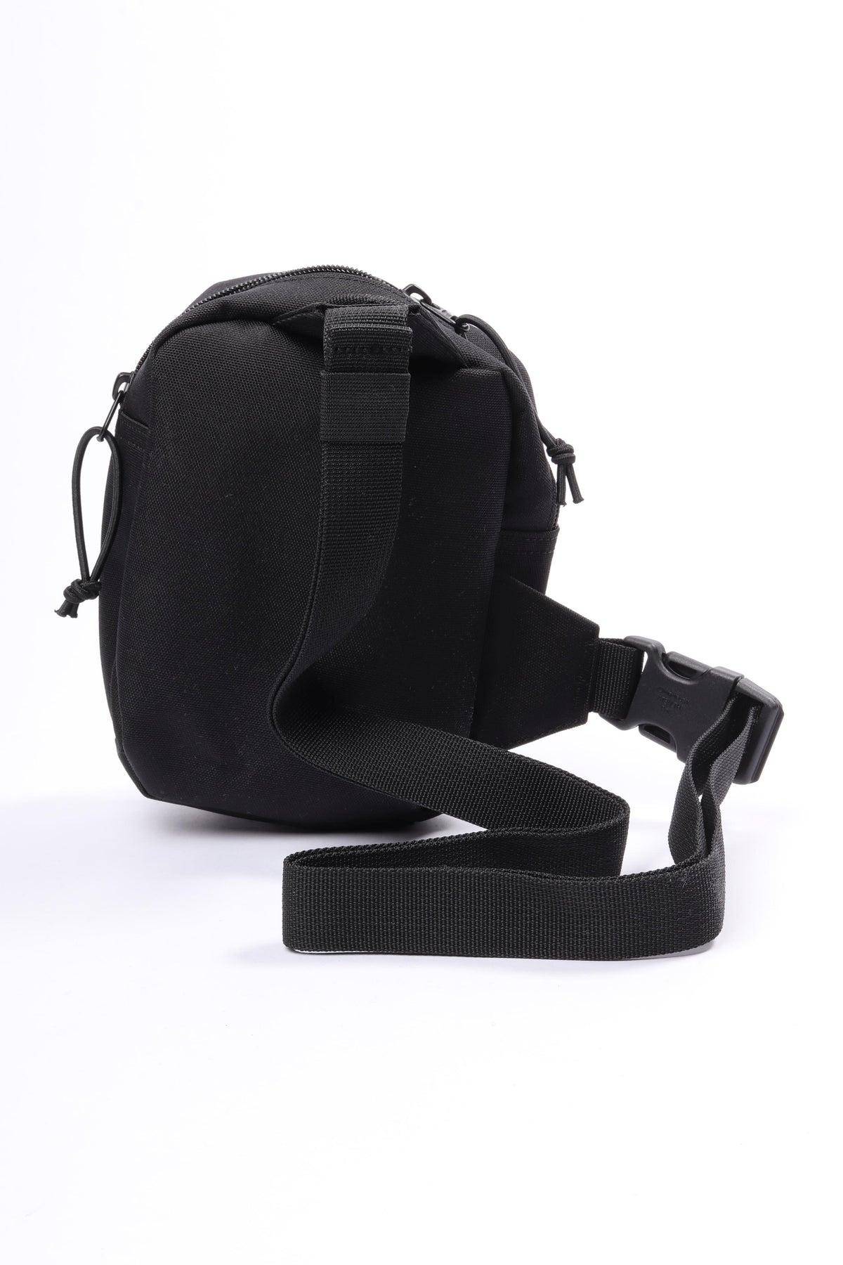 Kickflip shoulder bag black