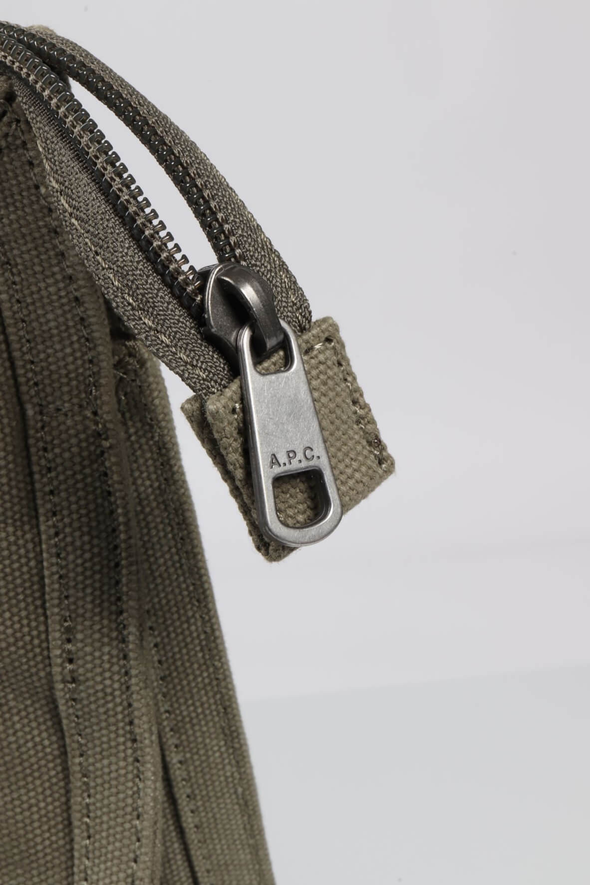 Gym bag recu. khaki