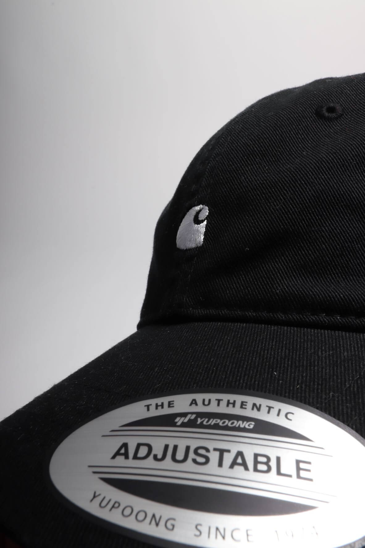 Madison logo cap black / white