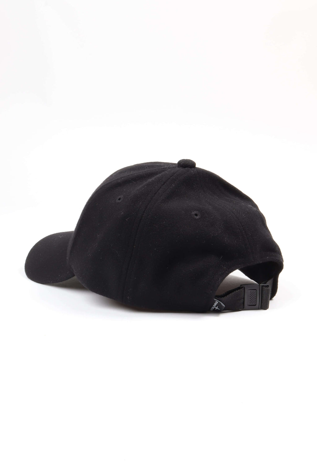 811599660 v0029 - black