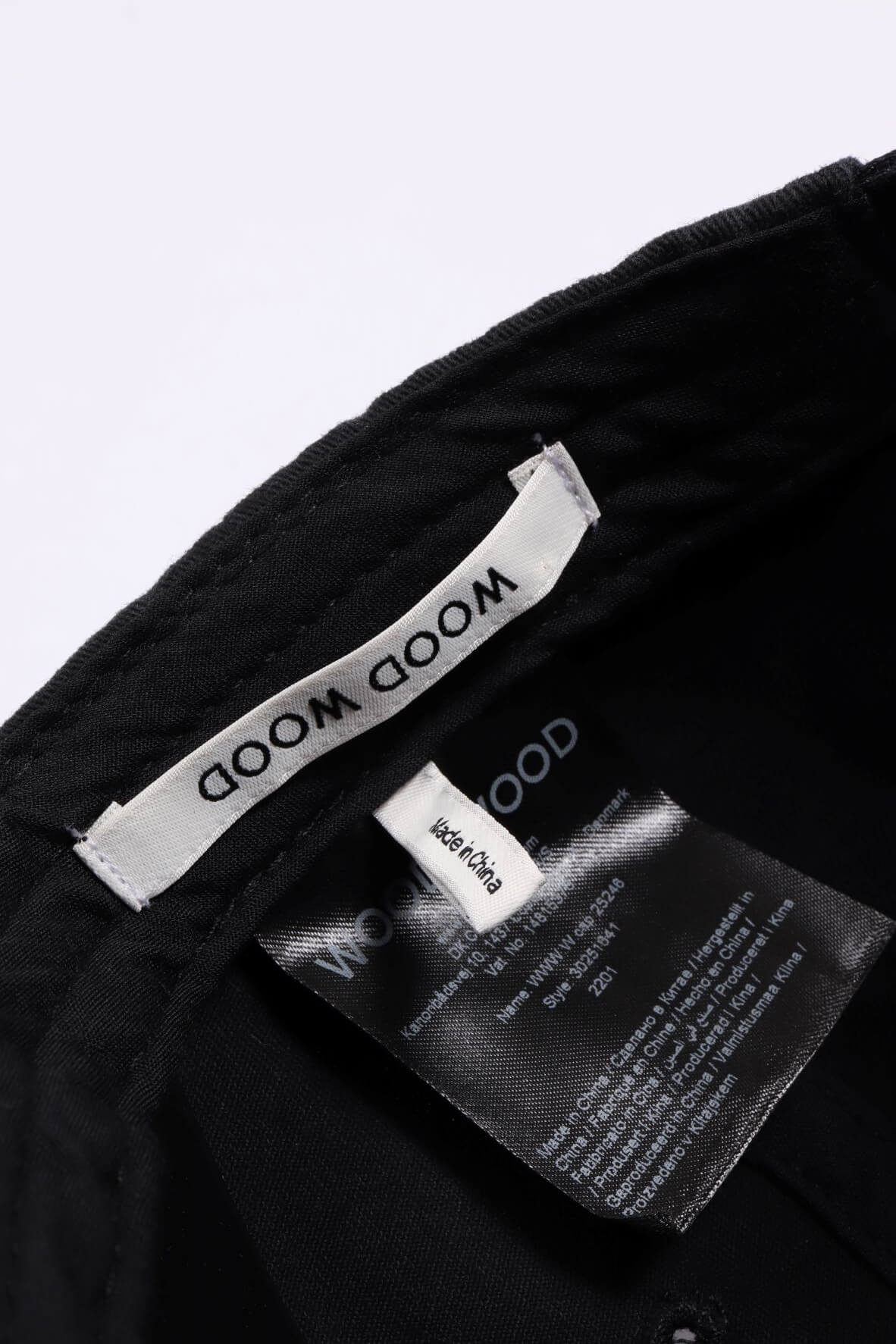 W.cap black