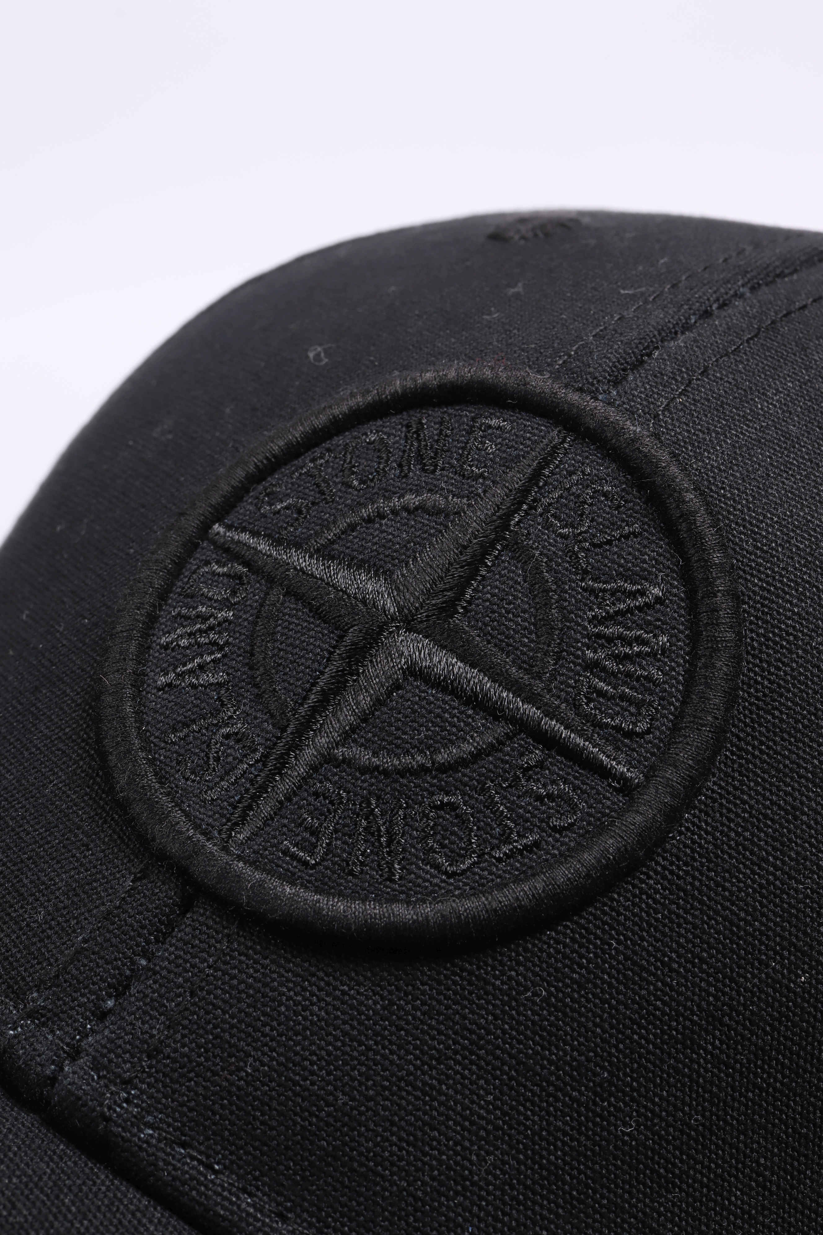 9100013 s0248 v0029 - black